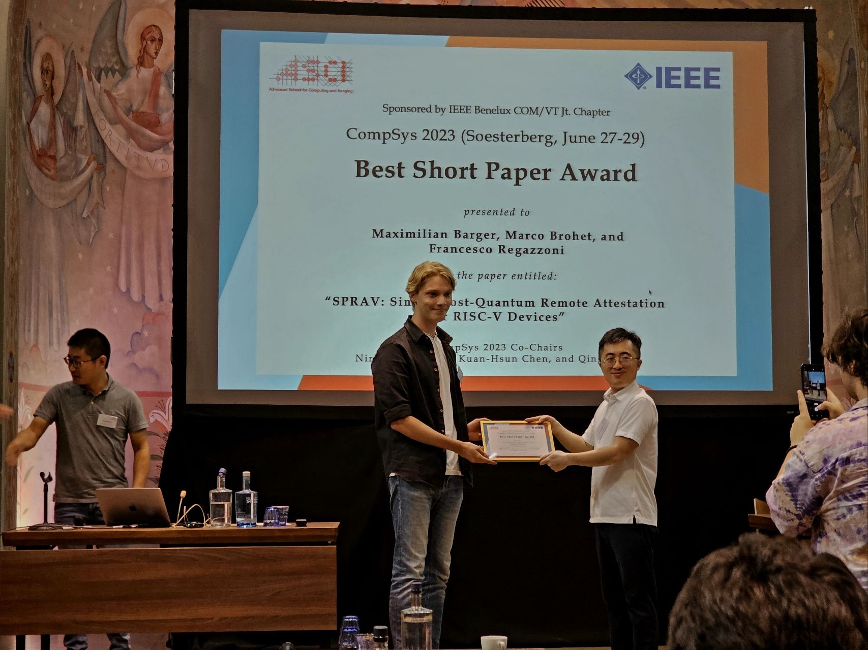Best Short Paper Award